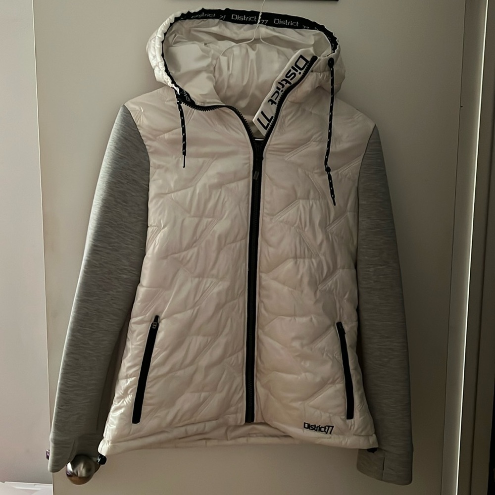 District77 full zip hooded jacket